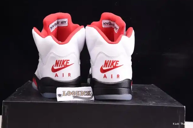 Kicked Out Shoe Store Fire Silver DA1911-102 Air Red Tongue Retro 5 (2020) Jordan 0518